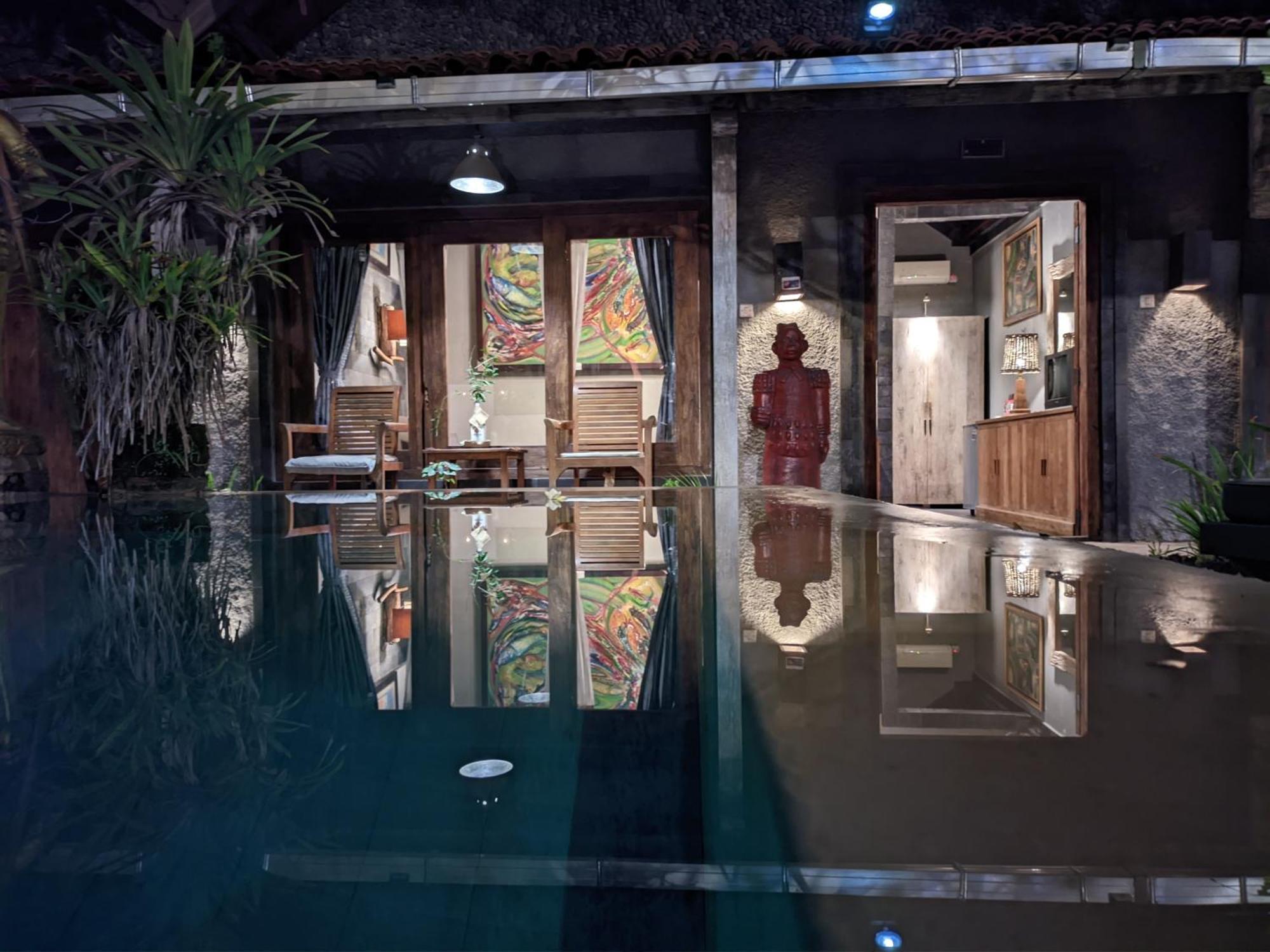 Astuti Gallery Homestay Yogyakarta Ngoại thất bức ảnh