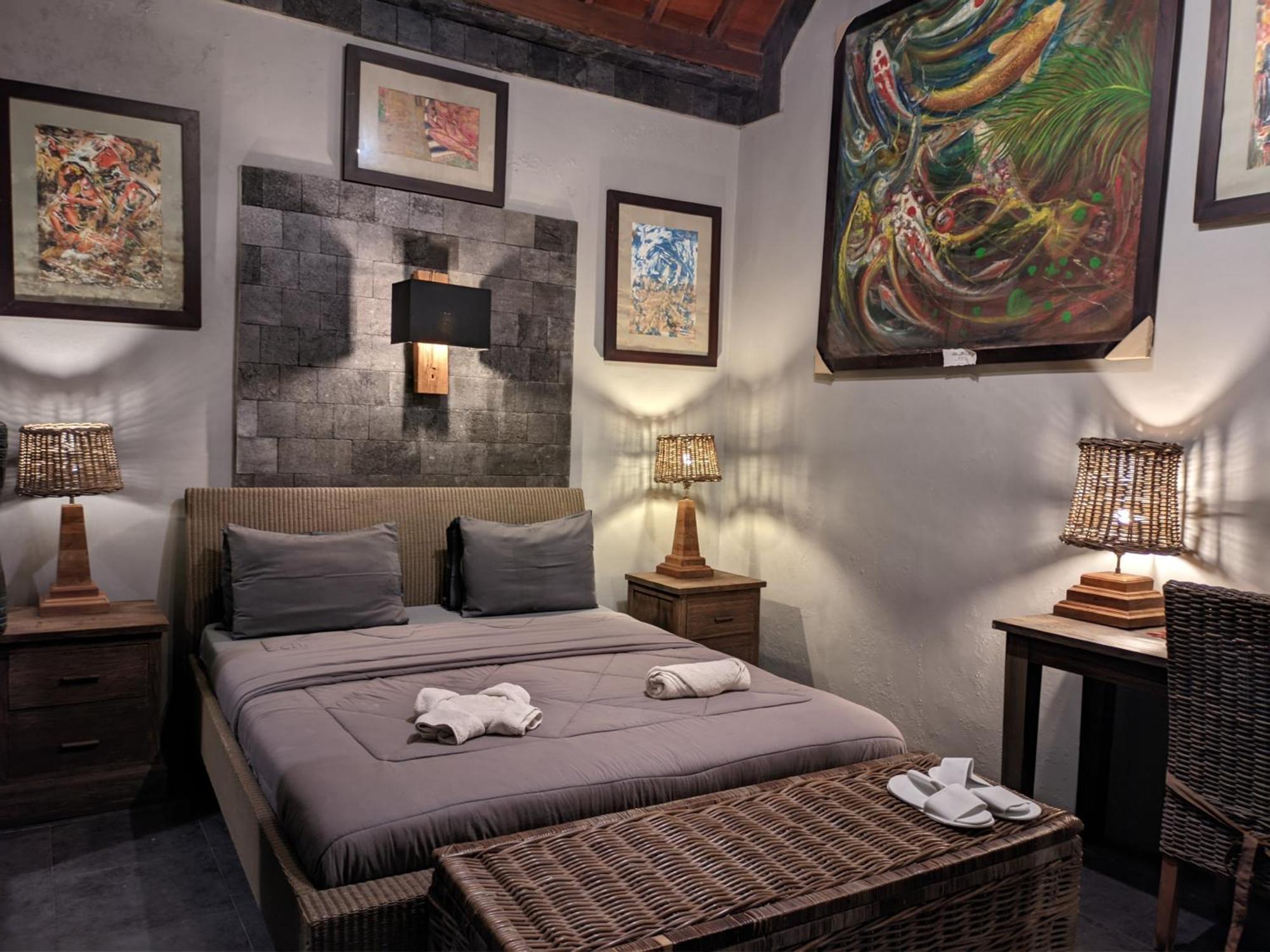 Astuti Gallery Homestay Yogyakarta Ngoại thất bức ảnh