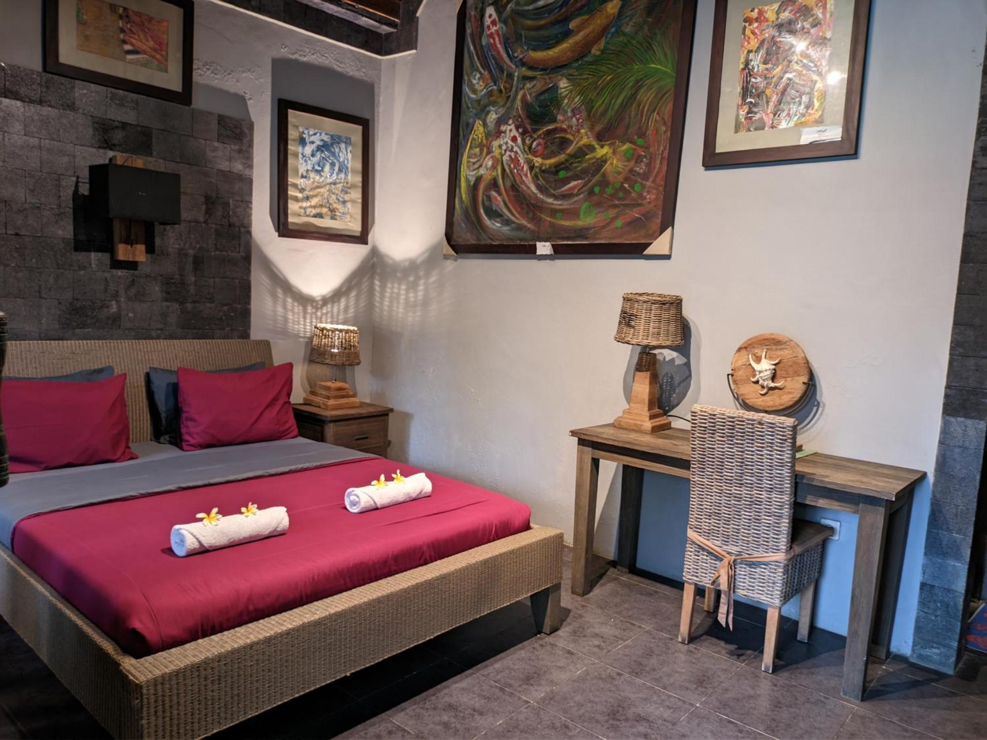 Astuti Gallery Homestay Yogyakarta Ngoại thất bức ảnh