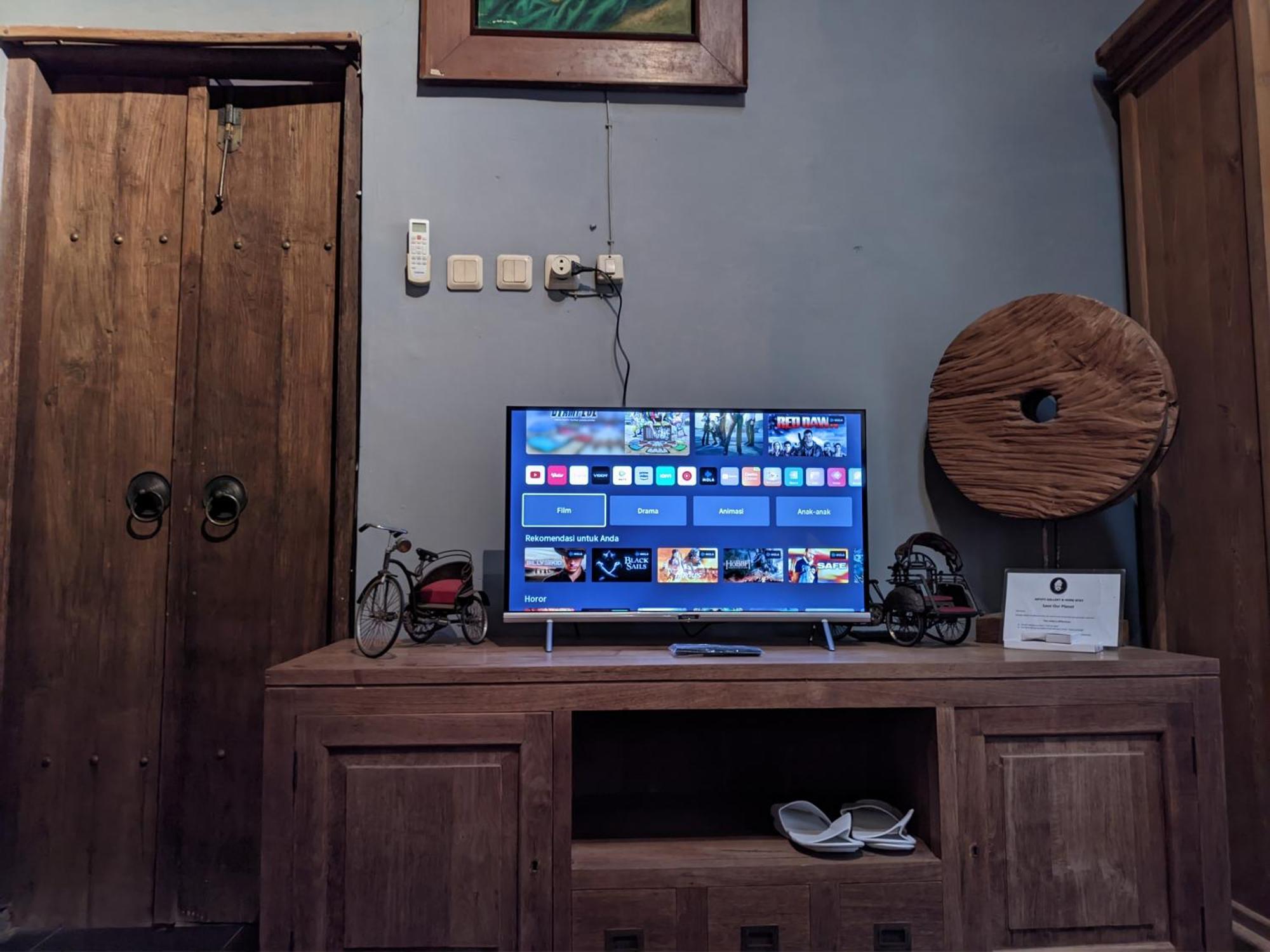 Astuti Gallery Homestay Yogyakarta Ngoại thất bức ảnh